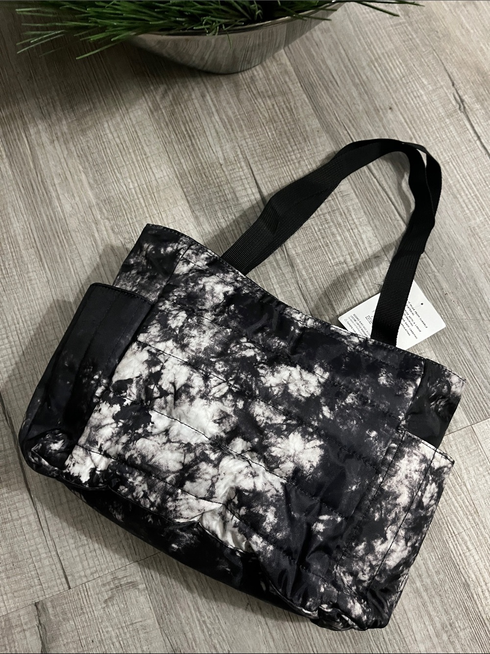 Built Puffer Lunch Tote - Picture 6 of 7